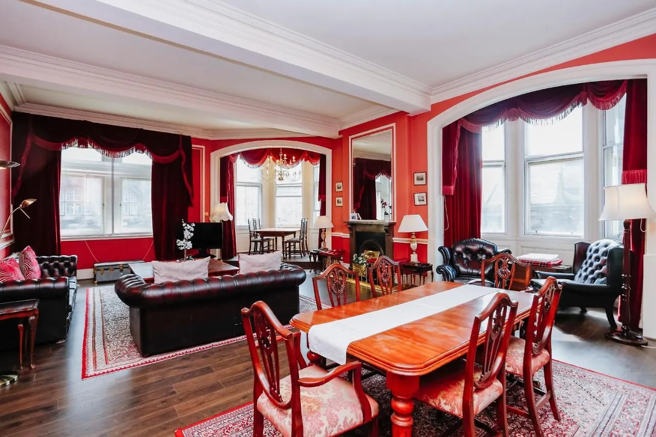 Контакты Royal Mile Mansions 14