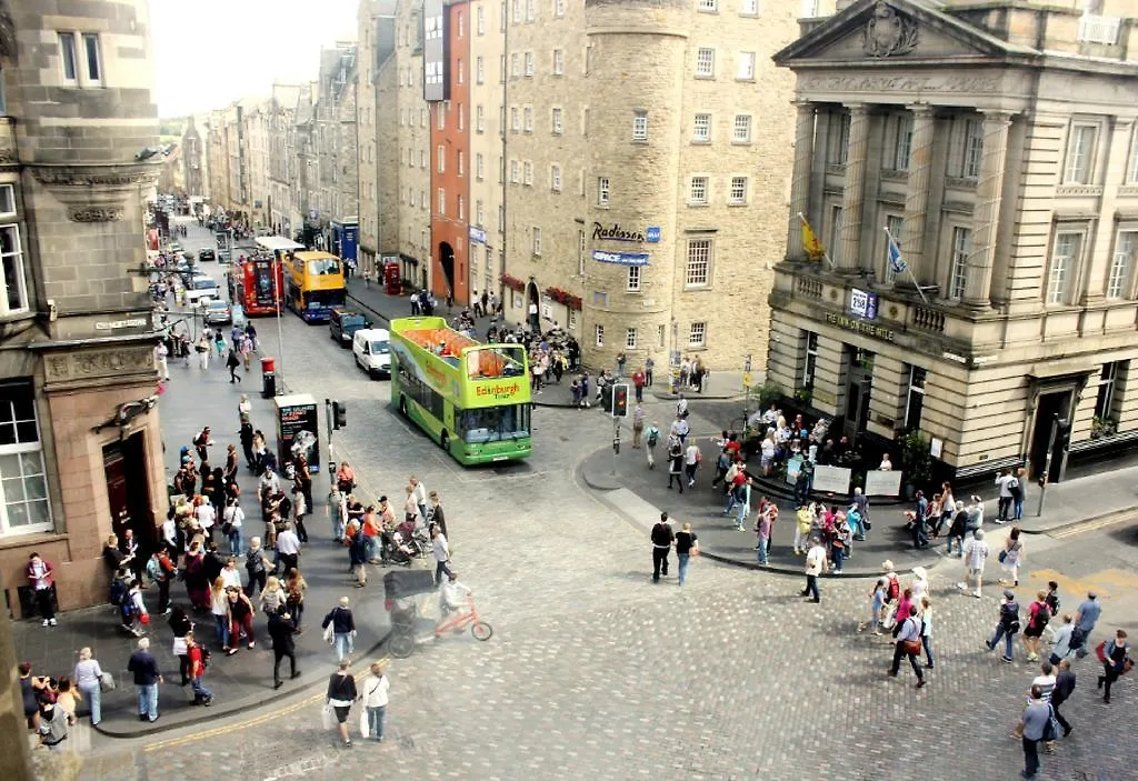 Апартаменты Royal Mile Mansions 14 Эдинбург 0*,  Великобритания