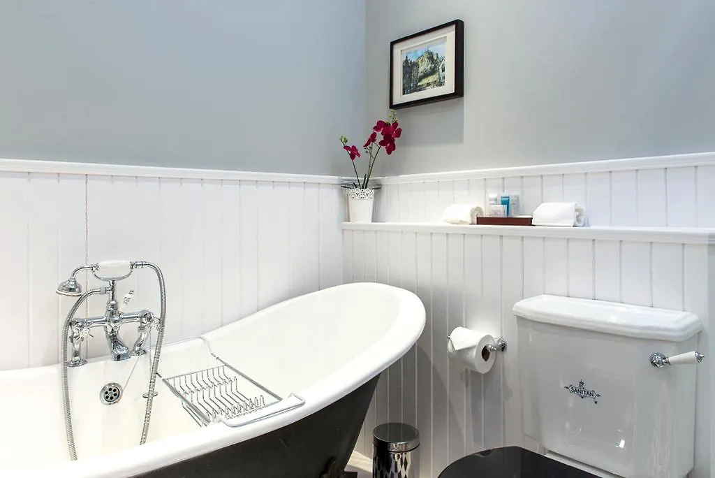 Апартаменты Royal Mile Mansions 14 Эдинбург