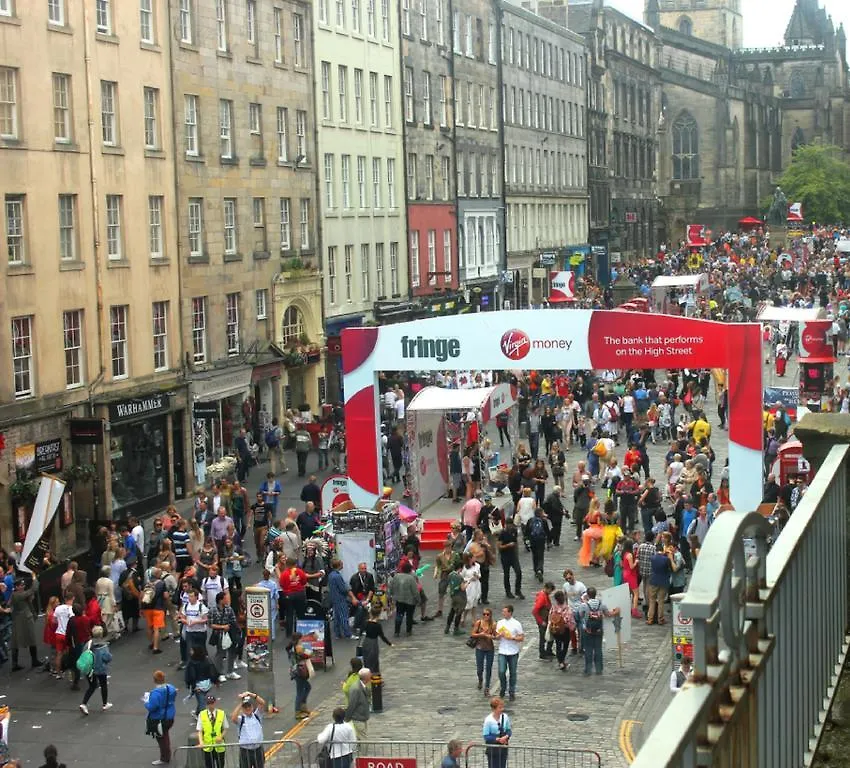 Апартаменты Royal Mile Mansions 14 Эдинбург