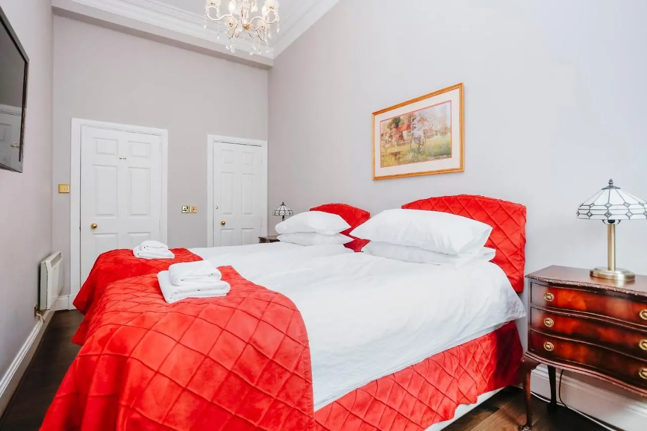 Apartment Royal Mile Mansions 14 Edinburgh